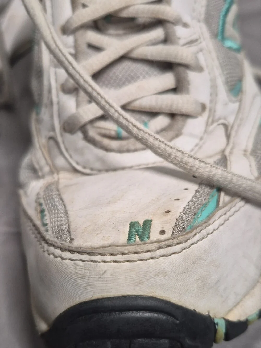 New Balance Women's White & Teal Athletic Sneakers